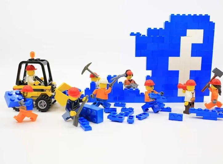 top-10-memes-and-jokes-about-facebook-being-down